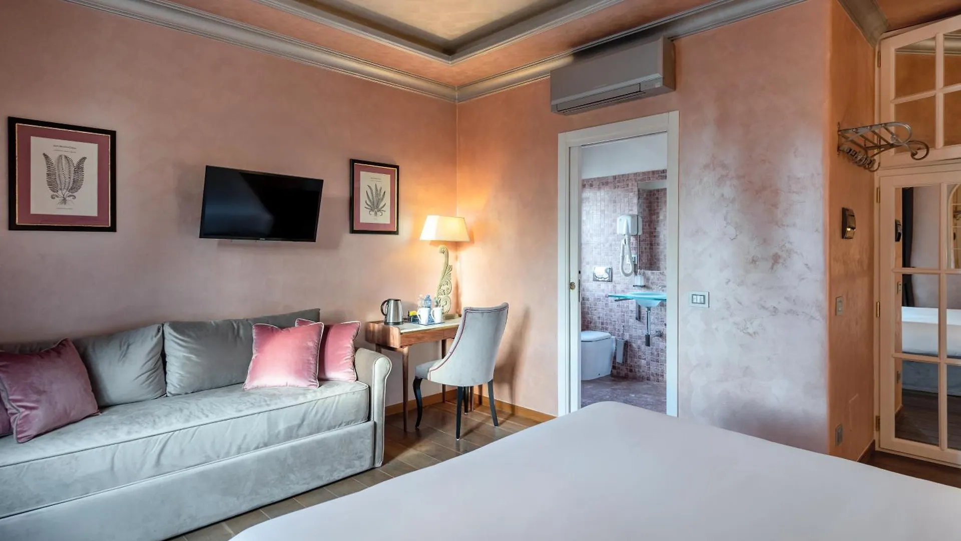 Bed and Breakfast Residenza Gambrinus Флоренция Отель типа 